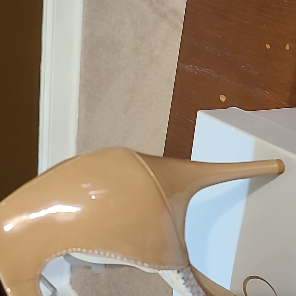 Jessica Simpson Women Heels - Picture 4 of 8